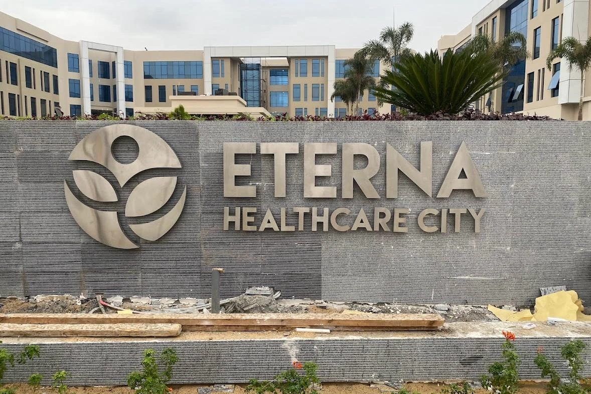 Advanced equipment in Dr. Khaled’s clinic